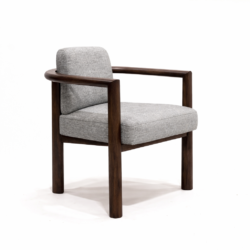 Silla LB Canorá - Diseño artesanal en cuero y madera maciza