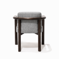 Silla LB Canorá - Diseño artesanal en cuero y madera maciza