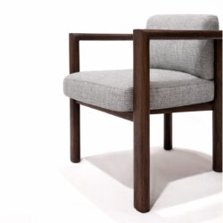 Silla LB Canorá - Diseño artesanal en cuero y madera maciza