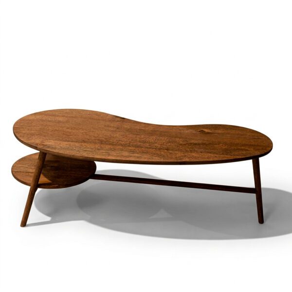 Mesa de centro Páramo en madera maciza de nogal cafetero, vista en ángulo 3/4, hecha a mano por Canorá en Bogotá
